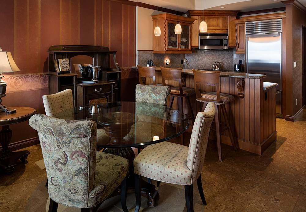 The Royal Kelowna - Bellstar Hotels & Resorts Kültér fotó