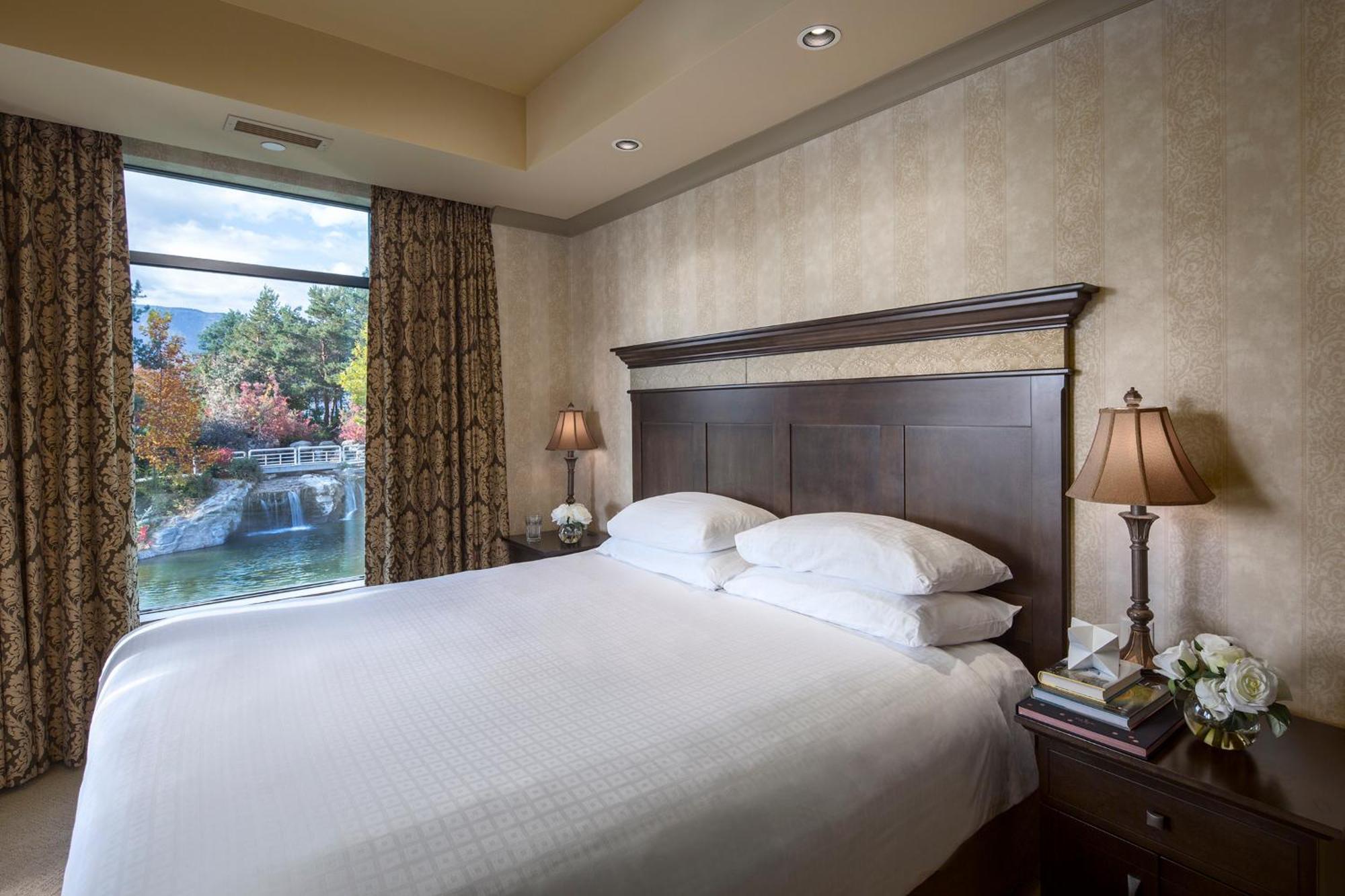 The Royal Kelowna - Bellstar Hotels & Resorts Kültér fotó